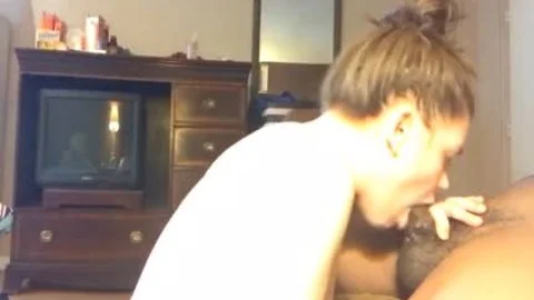 Kommt in meinen Arschloch rein und ich schlage weiter auf seinen Schwanz ein