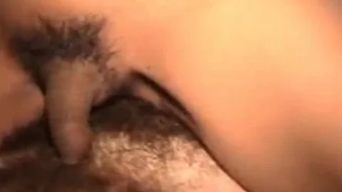 Sechs Fuß drei großer Asiatischer Ladyboy 2