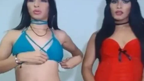 Дело шутки трансгендера, живое какание в Cruisingcams.com.