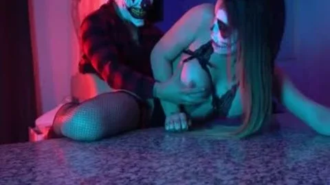 Itzelxxx – Lovely zu Halloweentag