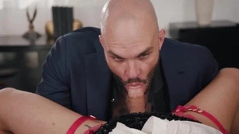 Transfixed: Der große Titten-Blowjob der blonden Schönheit
