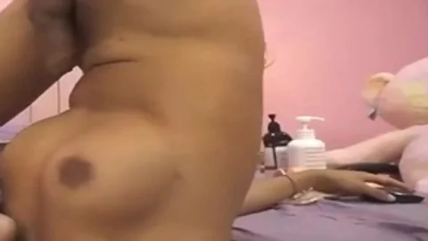 Sie Junge Arschloch Vibratoren Und Selbst Gesichtsbehandlung