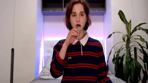 Femboy così sporco 01