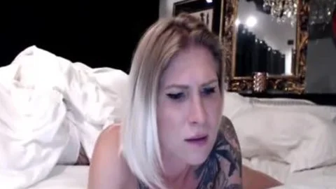 blond large billibongs Self Facial semen flow cam