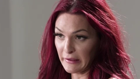 UP CLOSE: Trans Temptress Talks Tugs and Thrills