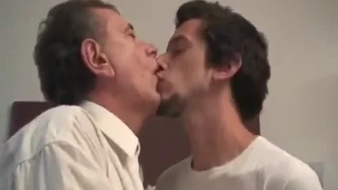 Mein Papa älter junger Mann