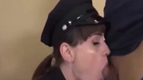 Polizei sie Hure genagelt