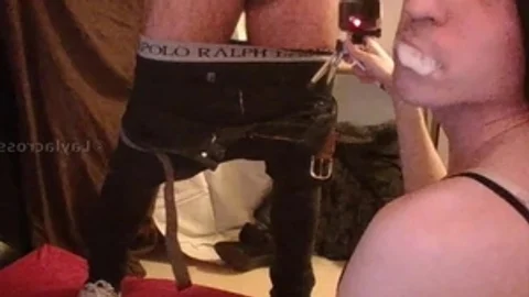 Cheat gibt dem Femboy einen Volltreffer. Ich schlinge ihn hinunter: p – LaylacrossFR — (Nahaufnahme)